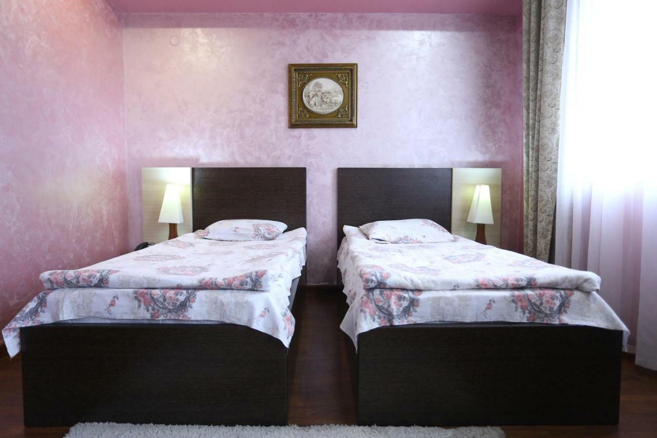 Vanatur Hotel Гюмри Екстериор снимка